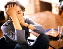 Chronická deprese: příznaky a léčba